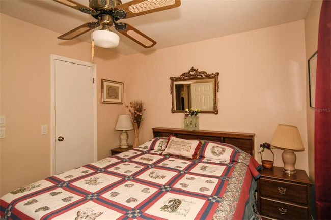 11045 Scott Loop, House other with 3 bedrooms, 2 bathrooms and null parking in RIVERVIEW FL | Image 6