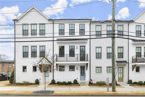 146 Chestnut Cir, Atlanta, GA, 30342-4351 | Card Image