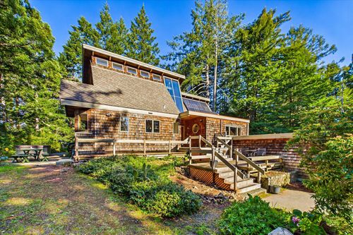 1167 Westhaven Dr N, Trinidad, CA, 95570-9696 | Card Image