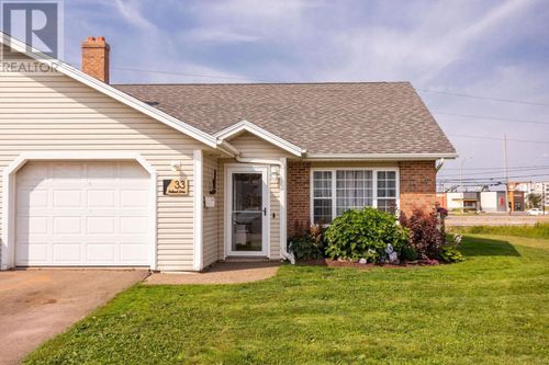 33 Holland Dr, Stratford, PE, C1B1S9 | Card Image