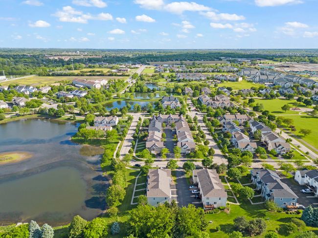 24608 George Washington Dr, Townhouse with 3 bedrooms, 2 bathrooms and 2 parking in Plainfield IL | Image 37