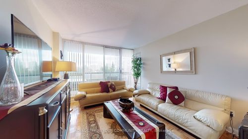 404-24 Hanover Rd, Brampton, ON, L6S5K8 | Card Image