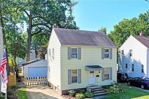 418 Hayes Ave, Cuyahoga Falls, OH, 44221-1728 | Card Image