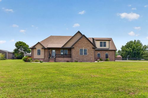72 Jon Frank Dr, Mount Pleasant, TN, 38474-5022 | Card Image