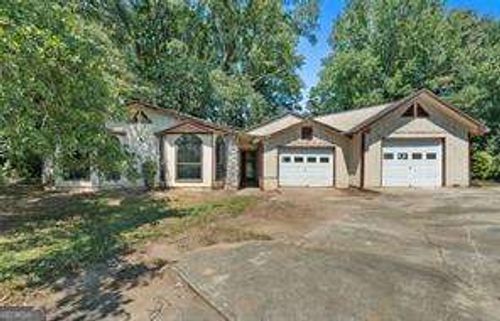 64 Ruby Dr, Woodbury, GA, 30293-2401 | Card Image