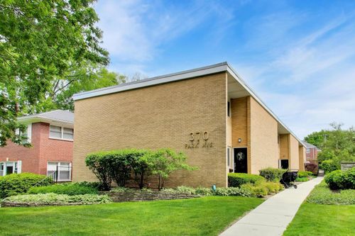 e-370 Park Ave, Highland Park, IL, 60035-2667 | Card Image