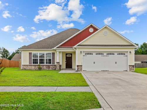 407 Pewter Ct, Jacksonville, NC, 28546-5000 | Card Image