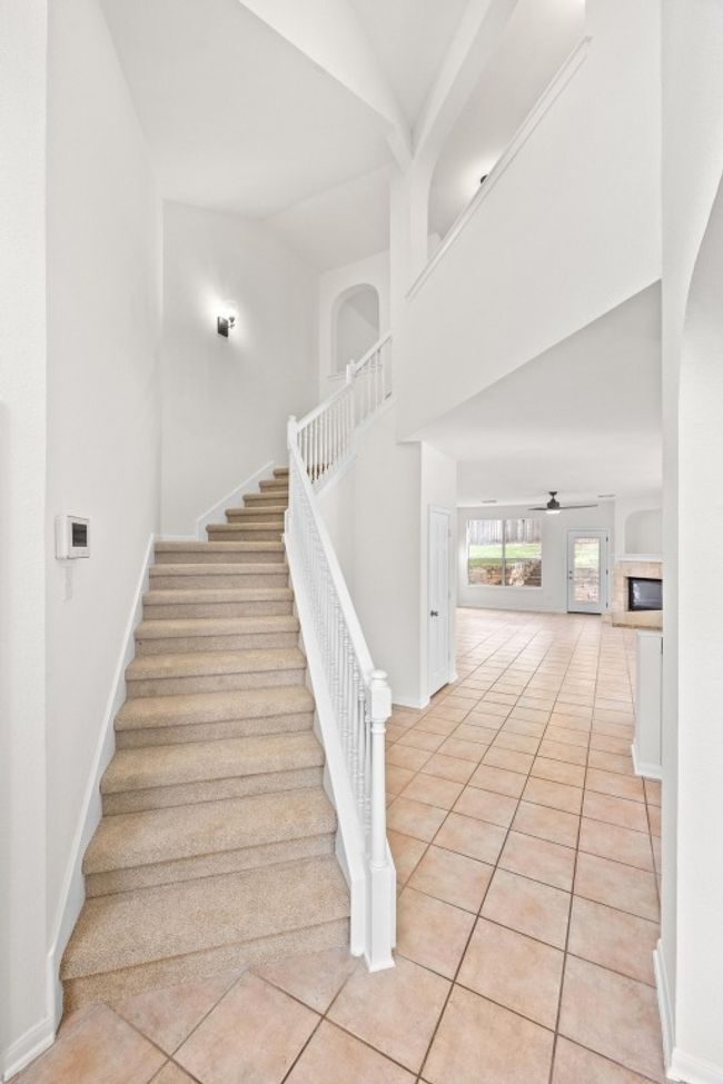 The grand entry staircase! | Image 22