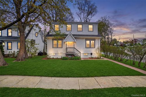 903 Howard Ave, Mamaroneck, NY, 10543-1620 | Card Image