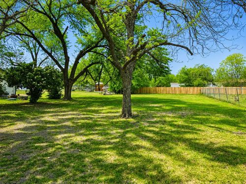 303 E Wolf, Granger, TX, 76530-5624 | Card Image