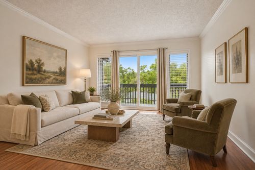 75-21 Vaughns Gap Rd, Nashville, TN, 37205-4327 | Card Image