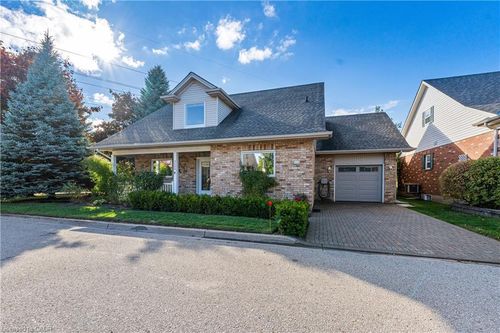 3500 Heritage Lane, Vineland, ON, L0R2C0 | Card Image