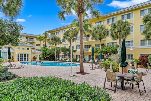 325-1515 E Broward Blvd, Fort Lauderdale, FL, 33301-2166 | Card Image