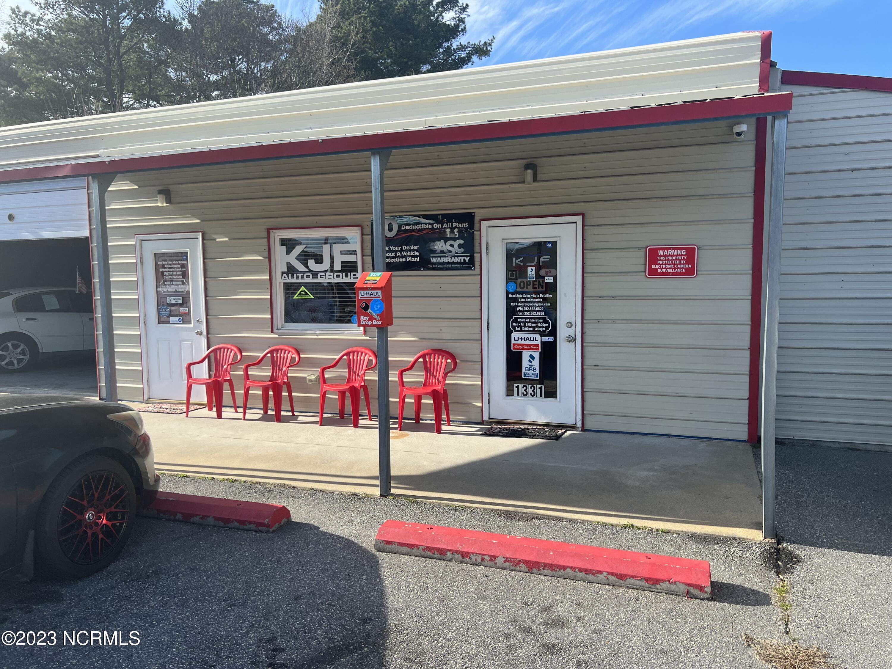 1331 N Road St, Elizabeth City, NC 27909