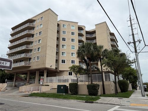 501-102 Sw 6th Ave, Miami, FL, 33130-1494 | Card Image