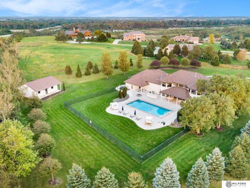 1580 Saint Tropez Cir, Yutan, NE, 68073-3102 | Card Image