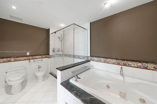 APT-1603 - 520 West Ave, Condo with 1 bedrooms, 2 bathrooms and null parking in Miami Beach FL | Image 20