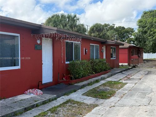 2513 Lincoln St, Hollywood, FL, 33020-3928 | Card Image
