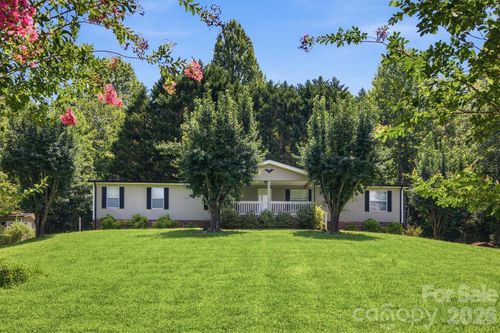 3006 Reba Cardwell Ln, Lenoir, NC, 28645-6065 | Card Image