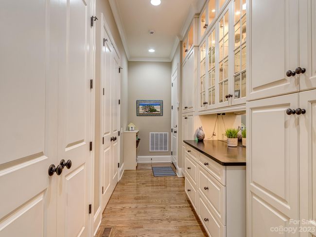 6927 Conservatory Ln, House other with 5 bedrooms, 4 bathrooms and null parking in Charlotte NC | Image 13