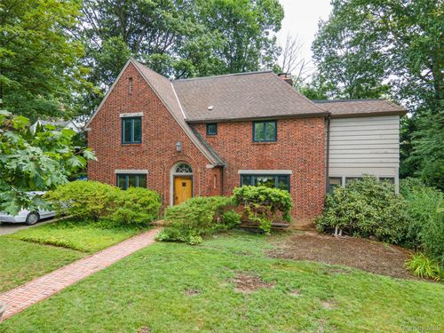 3 Buckingham Pl, Great Neck, NY, 11021-4532 | Card Image