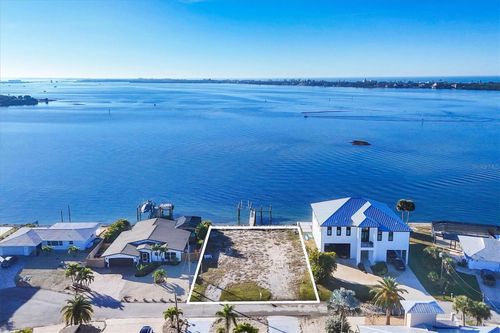 16 Southwind Drive, ENGLEWOOD, FL, 34223 | Card Image