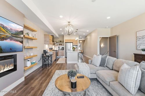 20-20 Lynx Cir, Gypsum, CO, 81637-5435 | Card Image