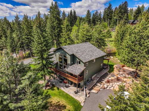 1611 Woodhaven Ln N, McCall, ID, 83638 | Card Image
