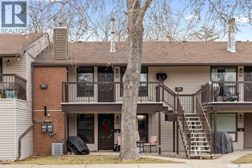70 Gore Pl, Regina, SK, S4T7S4 | Card Image