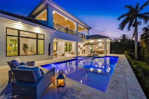 529 Neapolitan Way, NAPLES, FL, 34103-8567 | Card Image