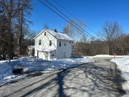 44 Oak St, Hamburg, NJ, 07419-1206 | Card Image