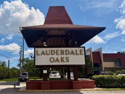 405-2901 Nw 46th Ave, Lauderdale Lakes, FL, 33313-1858 | Card Image