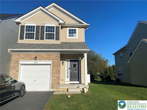 2121 Huntington Ln, Easton, PA, 18040-8400 | Card Image