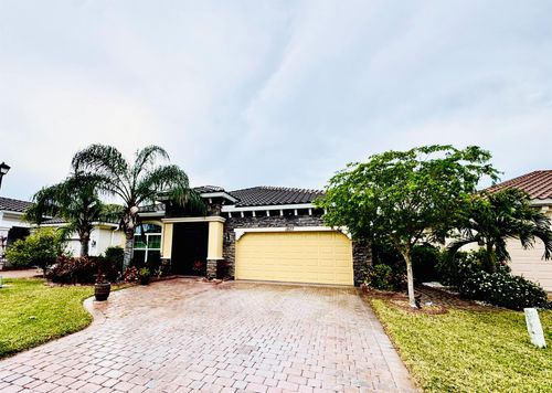 1807 Berkshire Cir Sw, Vero Beach, FL, 32968-6720 | Card Image