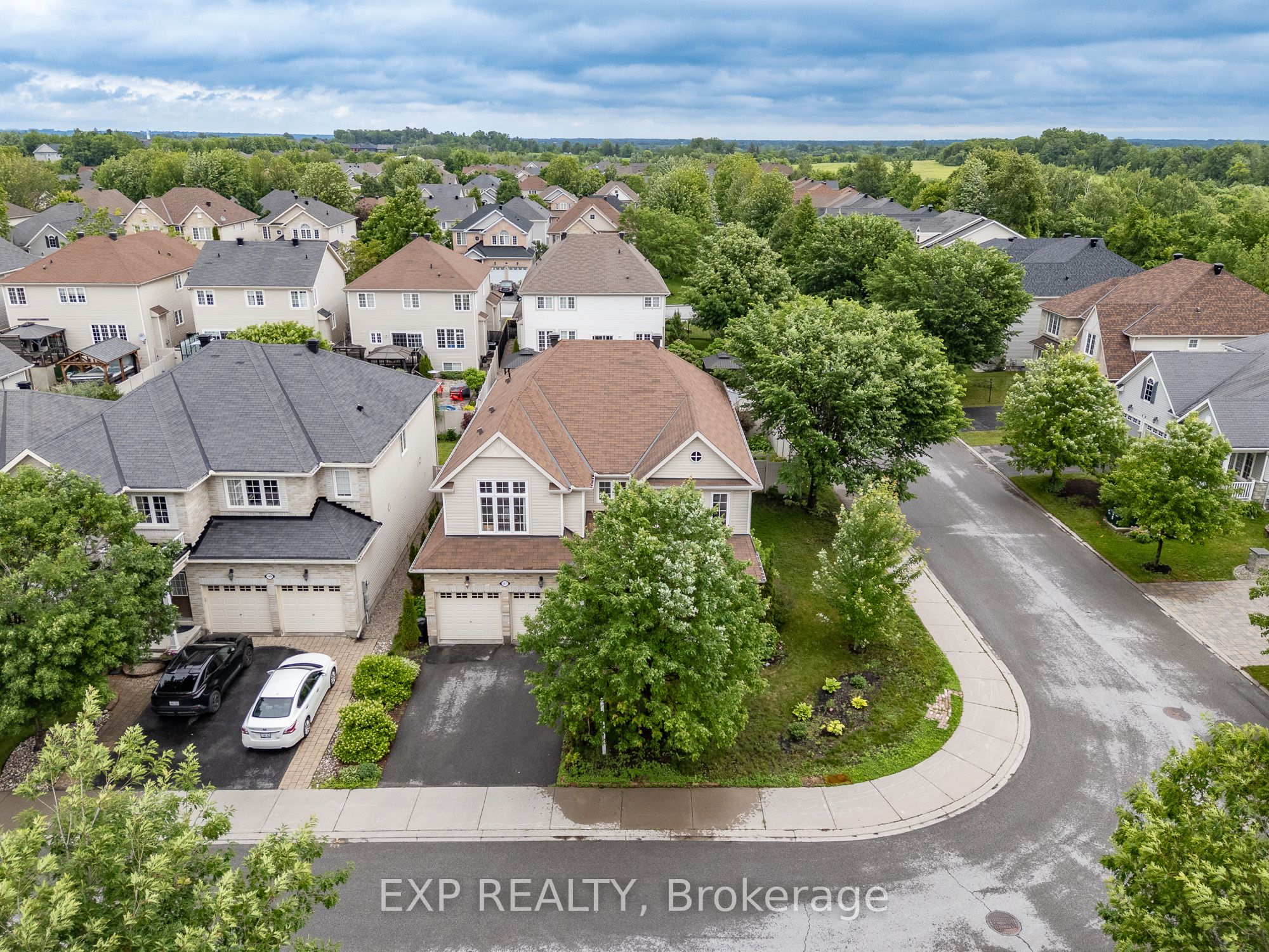 Residential in Barrhaven 3