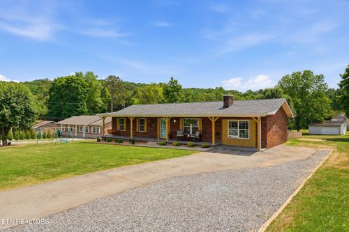 300 Lindner Lane, Lenoir City, TN, 37772 | Card Image