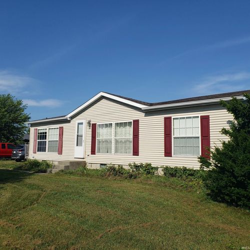 4551 S 200 E, Laporte, IN, 46350-9326 | Card Image