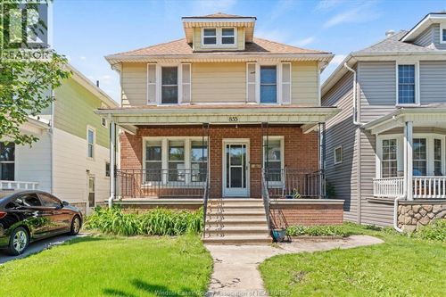 855 Hall Ave, Windsor, ON, N9A2M2 | Card Image
