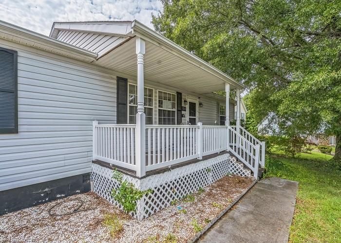 Midian Ct, Winston Salem, NC 27105
