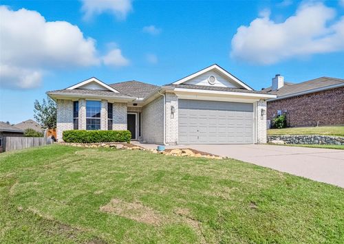 10312 Nelson Dr, Benbrook, TX, 76126-4607 | Card Image