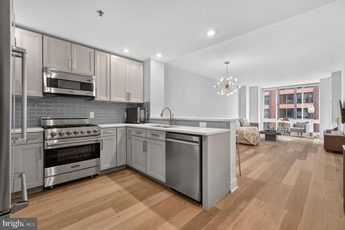 1100 Maxwell Lane, Hoboken, NJ, 07030 | Card Image