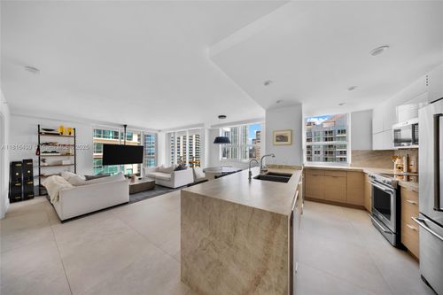 3002-1155 Brickell Bay Dr, Miami, FL, 33131 | Card Image
