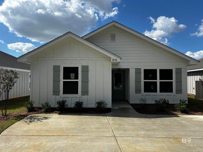 1036 South Bay Street, House other with 4 bedrooms, 2 bathrooms and null parking in Foley AL | Image 1