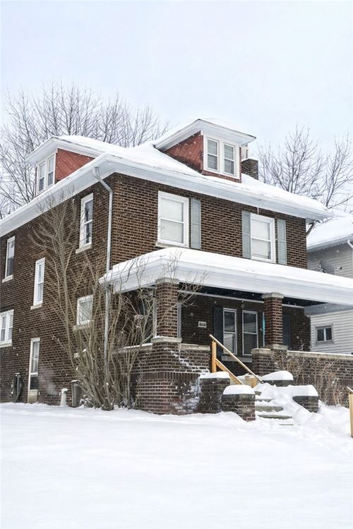 605 Spruce Ave, Sharon, PA, 16146-4081 | Card Image