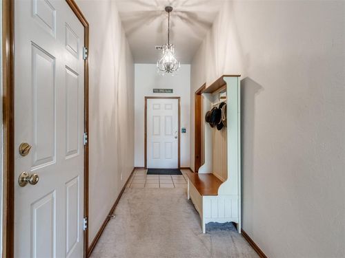 231 N Kelly Ave, Edmond, OK, 73003-4933 | Card Image