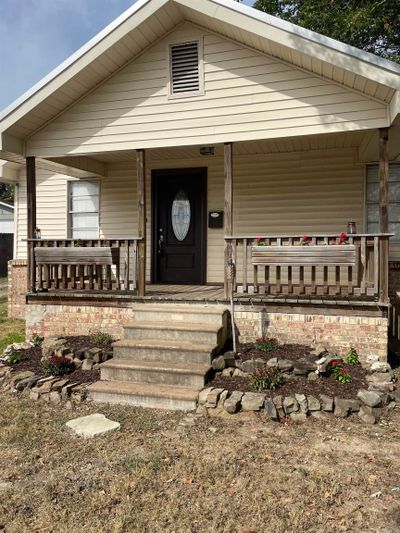 108 N 4th Street, House other with 4 bedrooms, 2 bathrooms and null parking in Benton AR | Image 2