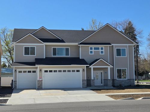 12704 E Desmet Ave, Spokane Valley, WA, 99216-2456 | Card Image