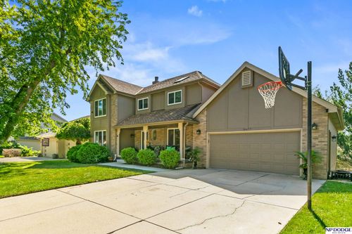 14477 Erskine St, Omaha, NE, 68116-4125 | Card Image