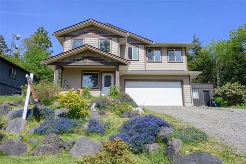 386 Pacific Cres, Ucluelet, BC, V0R3A0 | Card Image