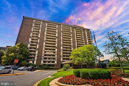 apt-1218-1800 Old Meadow Rd, MCLEAN, VA, 22102-1824 | Card Image